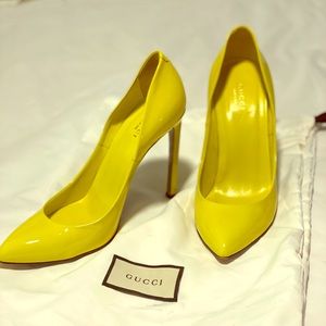 Gucci “Gloria Yellow” Pumps